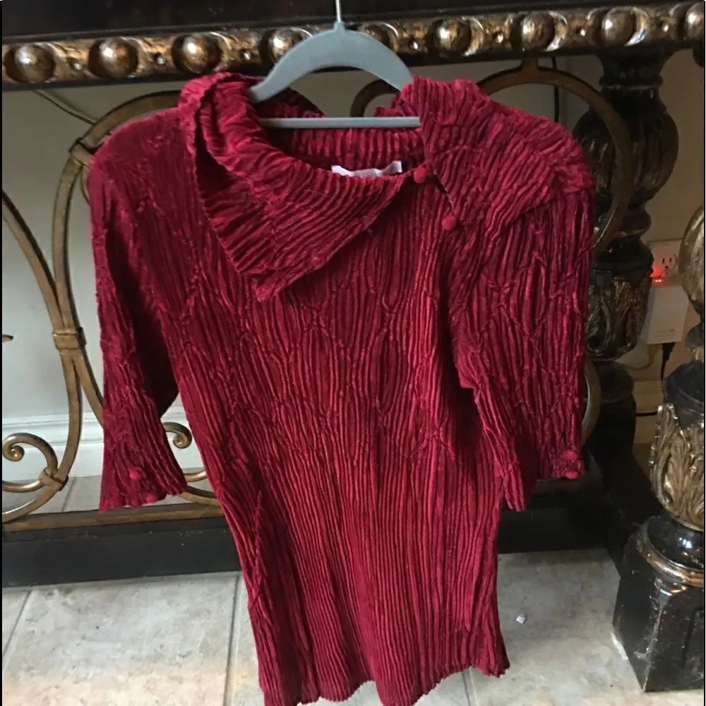 Cranberry Red Crinkle Top